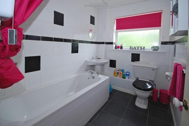 Family Bathroom 