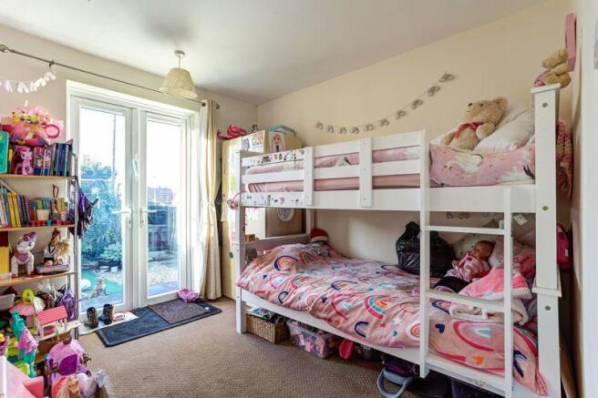 BEDROOM 2