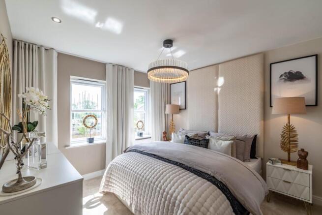5 bed Detached for sale Image 9