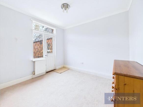 3 bed Apartment for sale Image 10
