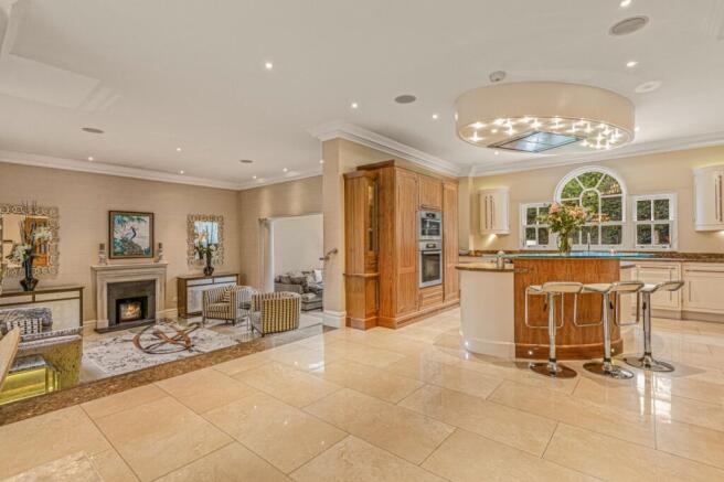 Breakfast Rm/Kitchen
