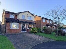 10, Cathedral Close, Dukinfield SK16 5RN