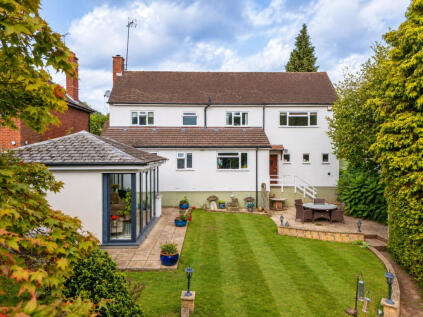 Chester Road South, Kidderminster, DY10