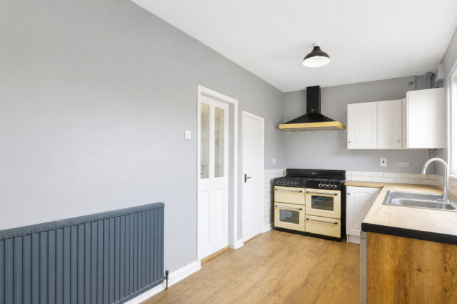 3 bed Terraced to rent Image 7