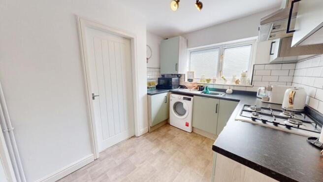 2 bed Semi-Detached for sale Image 5