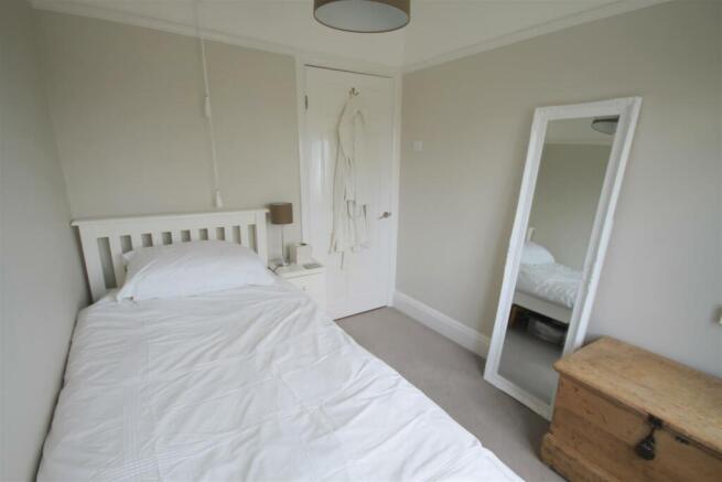 Bed 3 2.JPG