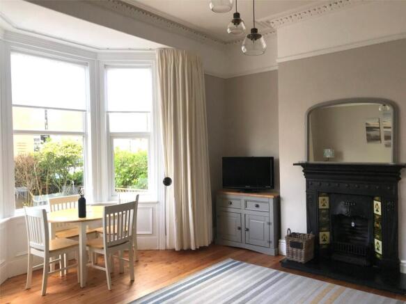 Living Room Pic 2