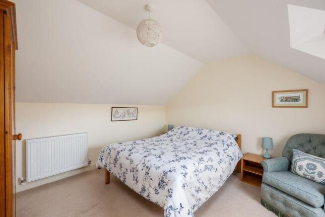 3 bed Detached Bungalow for sale Image 10