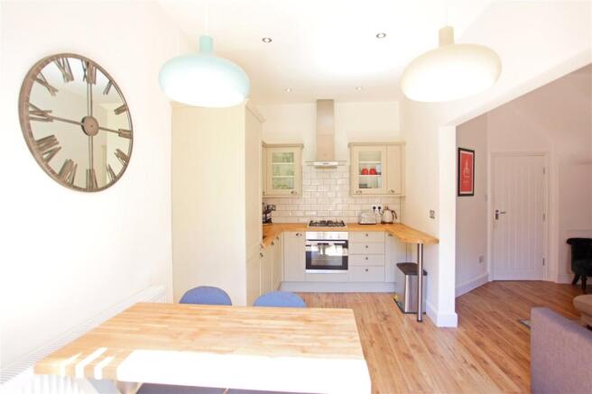 Kitchen Reverse