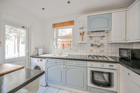 St Johns Road, Walthamstow, London, E17