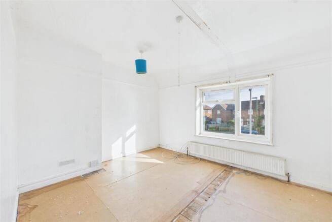 2-bed terraced on Bramber Road, Chichester, £230,000