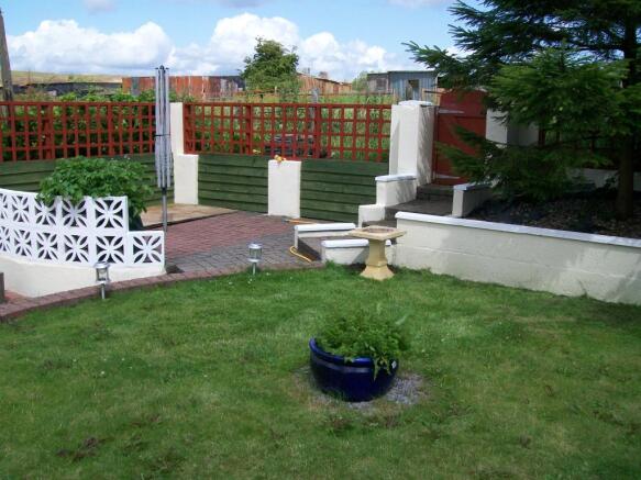 Photo 8
