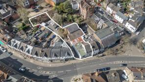 29b, High Street, Hampton Wick KT1 4DA