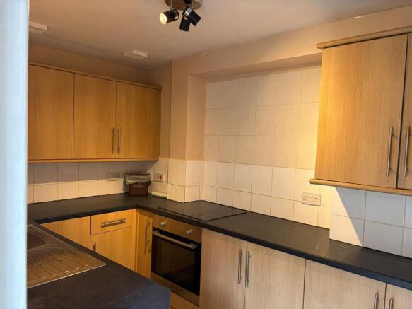 5 bed Terraced for sale Image 10