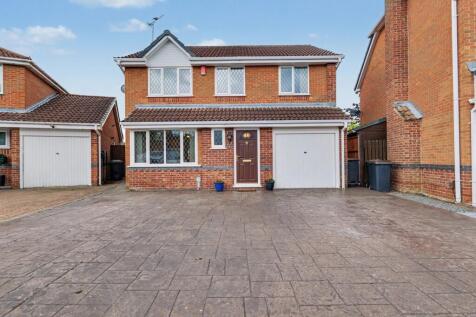 St. Ives Way, Nuneaton, CV11