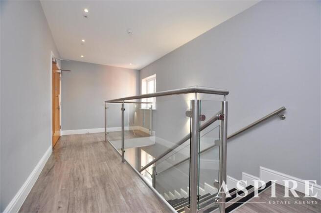 Aspire Estate Agents Benfleet 120.jpg