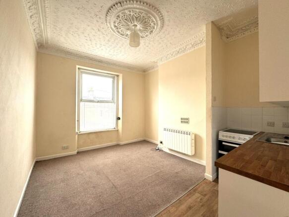 Open plan living (1)