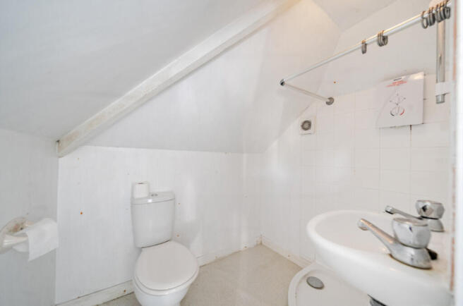 3 bed Bungalow for sale Image 9