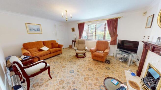 3 bed Semi-Detached Bungalow for sale Image 8