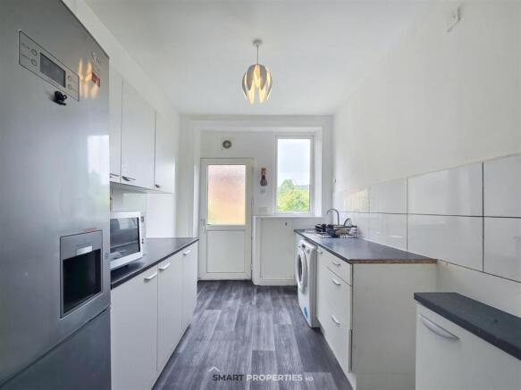 5 bed Terraced for sale Image 8