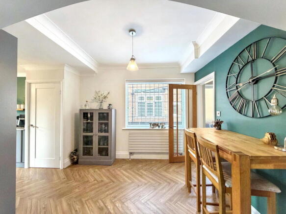 3 bed Semi-Detached for sale Image 5