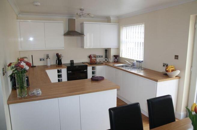 KITCHEN 1