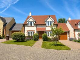 8, Chestnut Gardens, Shrivenham, Swindon SN6 8DE