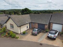 10, Badger Hill Close, Bedford MK45 2UG