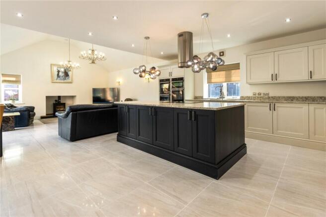 Kitchen/Lounge