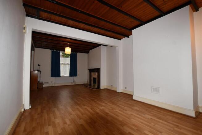 2 bed Terraced for sale Image 6