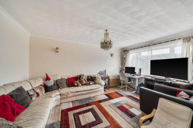 1373889-14-690c7e...