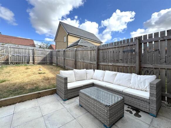 3 bed Town House for sale Image 10