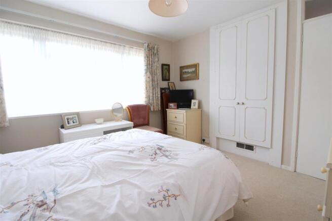 014 Willowside - Bedroom Two - 2.JPG
