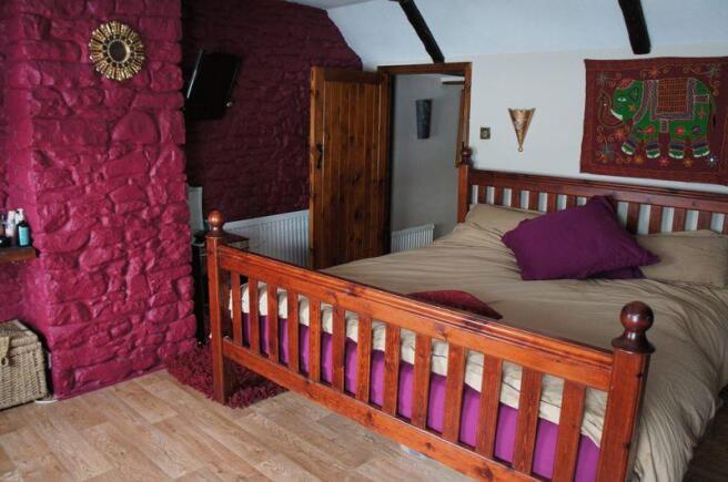 BEDROOM 1