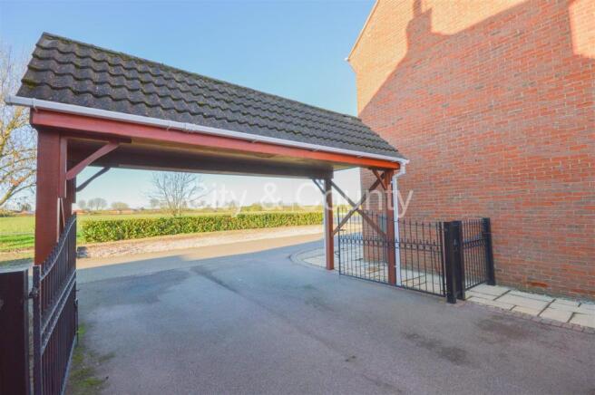 car port.jpg