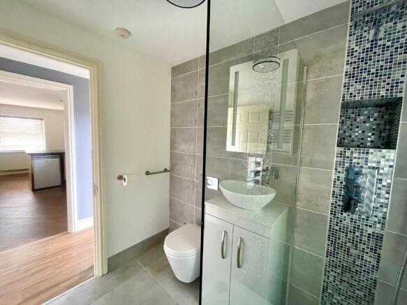 Shower room 