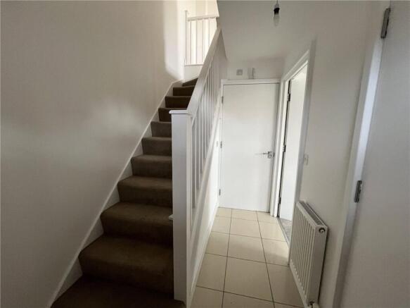 2 bed Terraced to rent Image 6