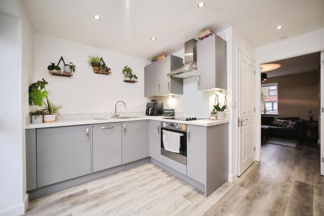 Daylily Close, CHEPSTOW, photo 4