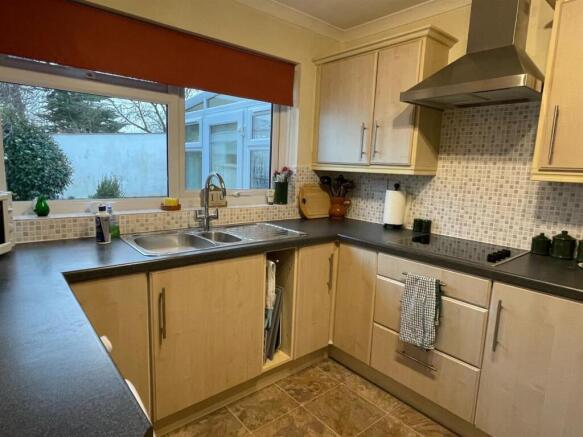 Kitchen..jpg