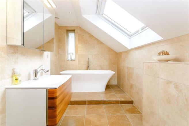 En Suite Bathroom