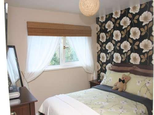 Rear bedroom