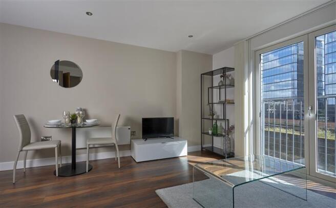 Apartment 406 2 (...