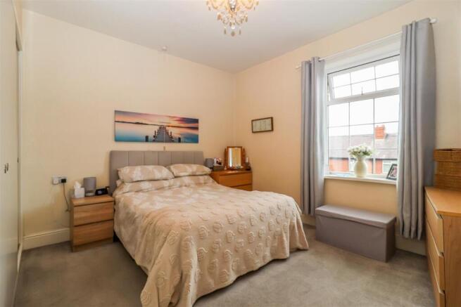 2 bed End of Terrace for sale Image 5