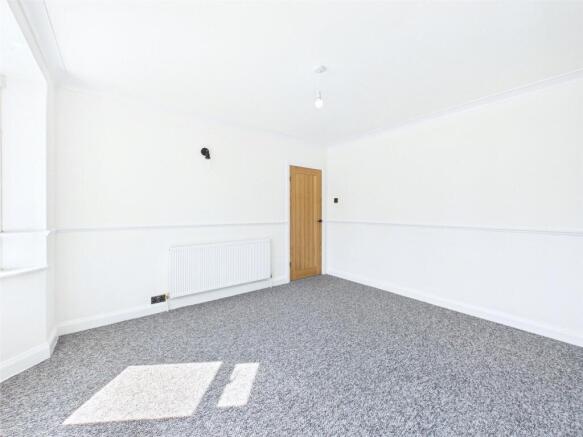 3 bed Semi-Detached for sale Image 5