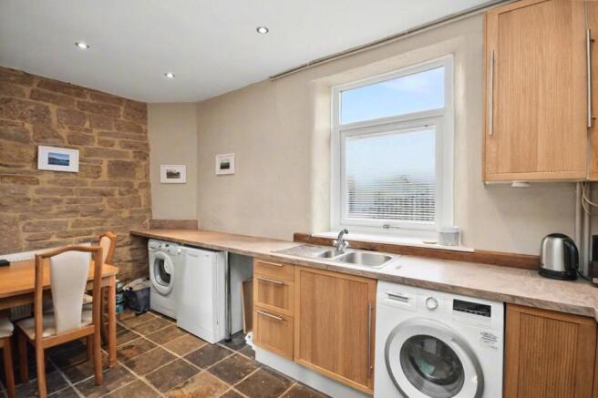 2 bed Terraced for sale Image 10