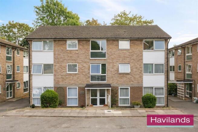 Gallus Close-12.jpg
