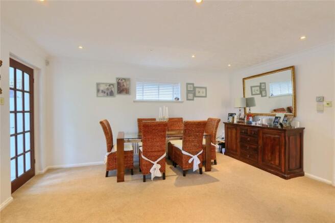 Dining Area 1