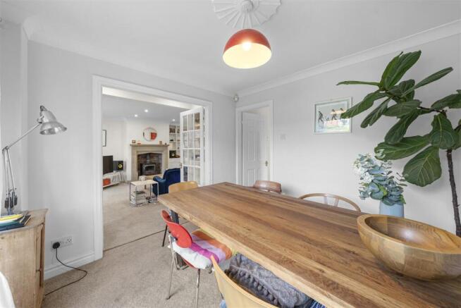 4 bed Detached for sale Image 12