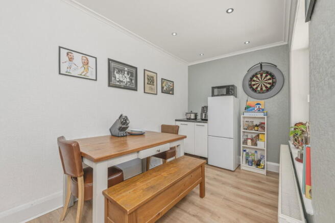 Kelmscott Lane, Leeds, LS15 8JP photo 4