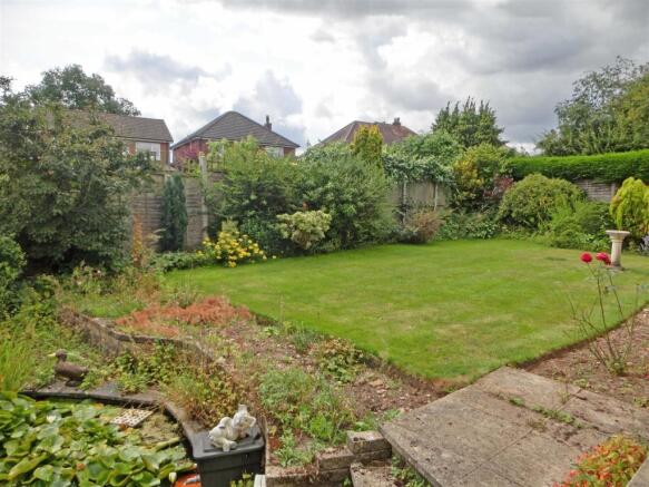 Chantry Close 8 Garden3.jpg
